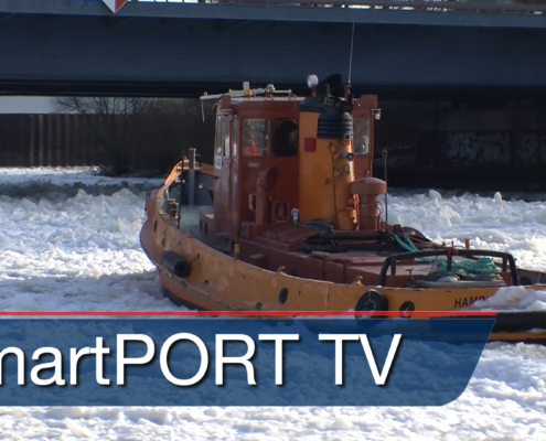 Eisbrecher im Hamburger Hafen