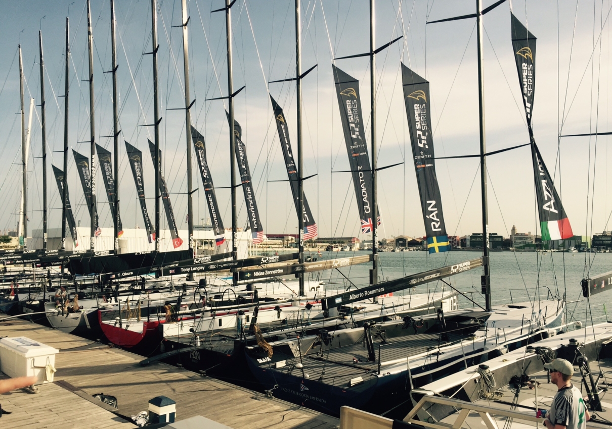 52 SUPERSERIES