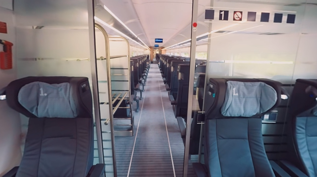 VR Deutsche Bahn ICE 4